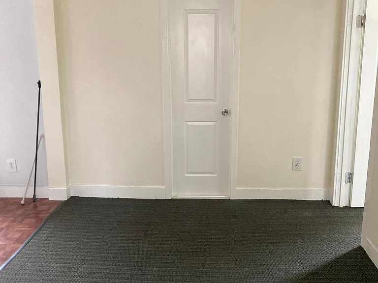 618 Madison Ave #8 — Photo 9