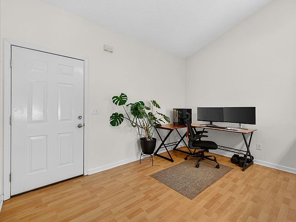 5th image of 103A Reef Ct