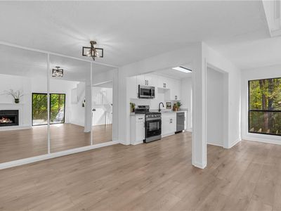 704 River Run Dr, Sandy Springs, GA, 30350