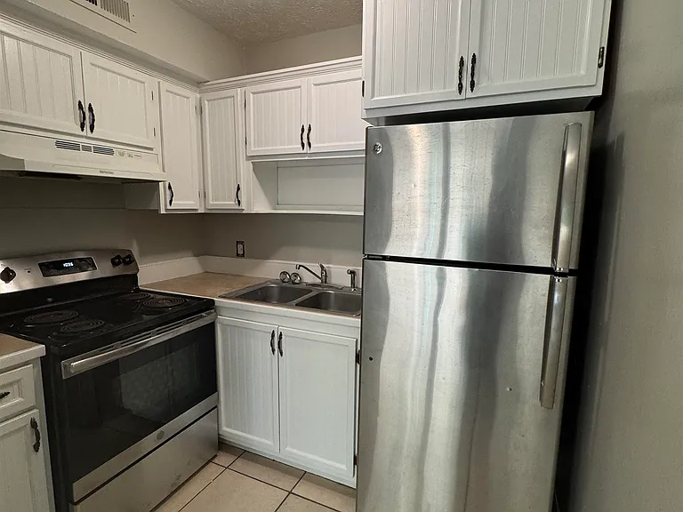 820-3 California St #3 — Photo 10