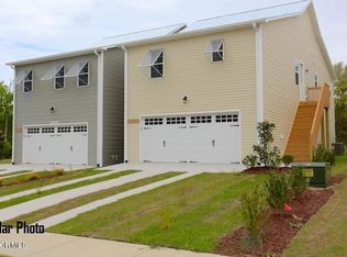 135 James B Ave, Surf City, NC 28445