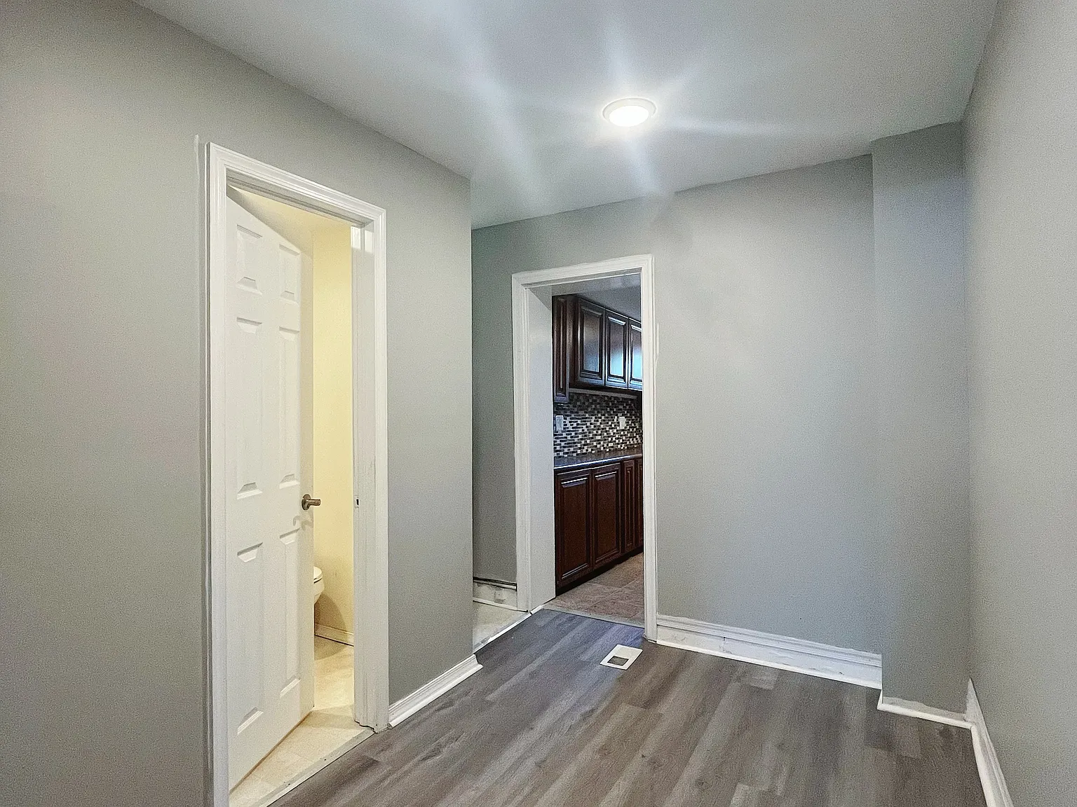 3039 Cedar St — Photo 3