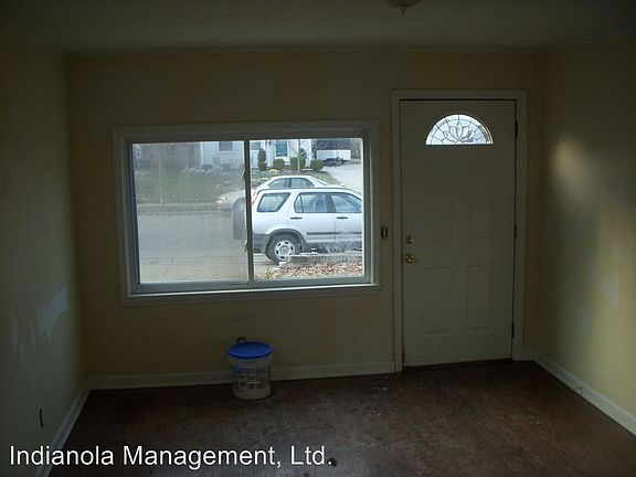 2nd image of 232 E Lincoln Ave