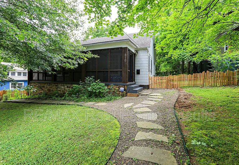 610 N Olive Ave — Photo 5