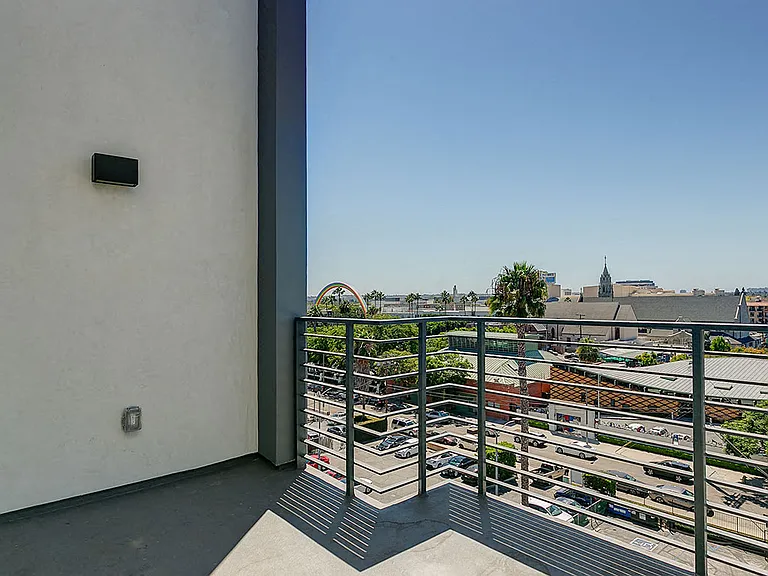 CODA — Photo 46