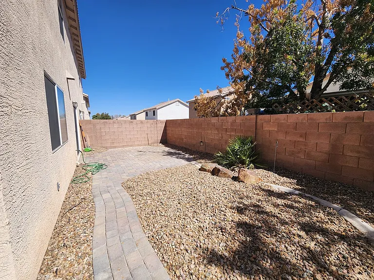 776 Spotted Eagle St — Photo 38