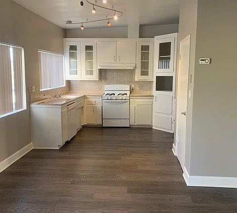 4th image of 5140 Coldwater Canyon Ave #3X2