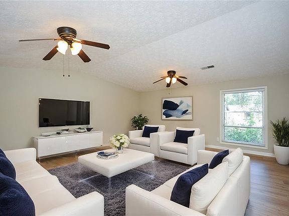 4th image of 3237 Creek Hollow Dr #1