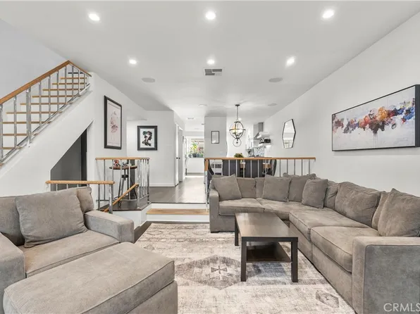 10229 Variel Ave Unit 12, Chatsworth, CA 91311