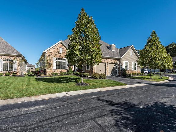3rd image of 9333 Pratolino Villa Dr Unit 9333
