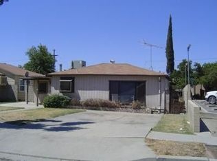1326 P St, Firebaugh, CA 93622