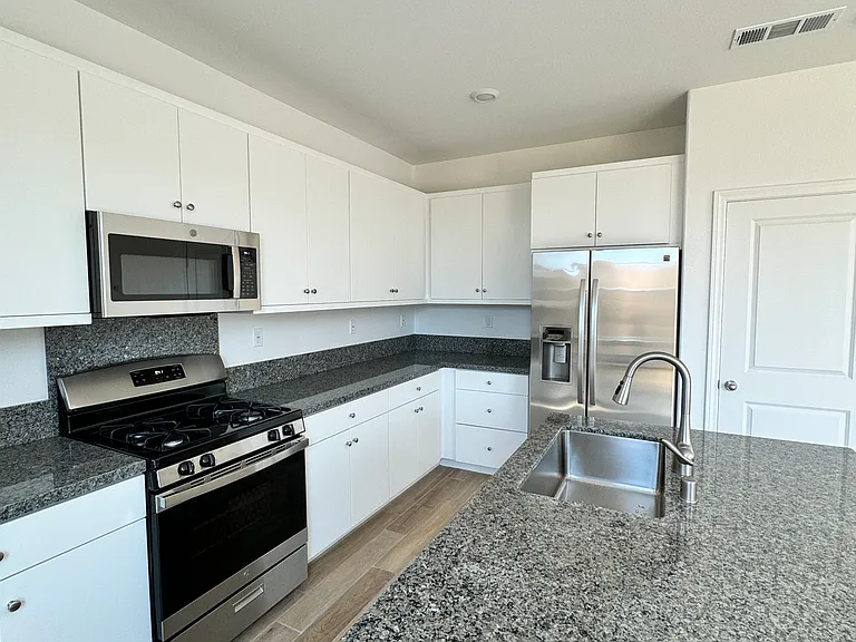 36996 Camino Springs Ave — Photo 18