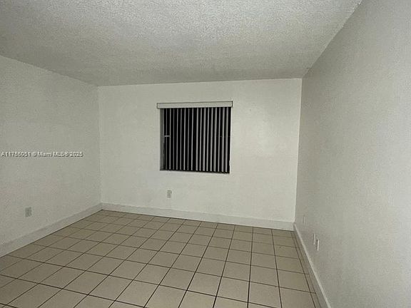 5th image of 630 NW 114th Ave APT 201