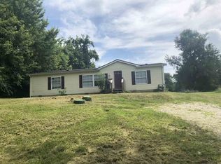 231 Center St, Avoca, IN 47420