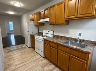 146 3rd St APT 6, Passaic, NJ 07055