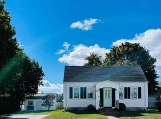 182 Tarkiln Hill Rd, New Bedford, MA 02745