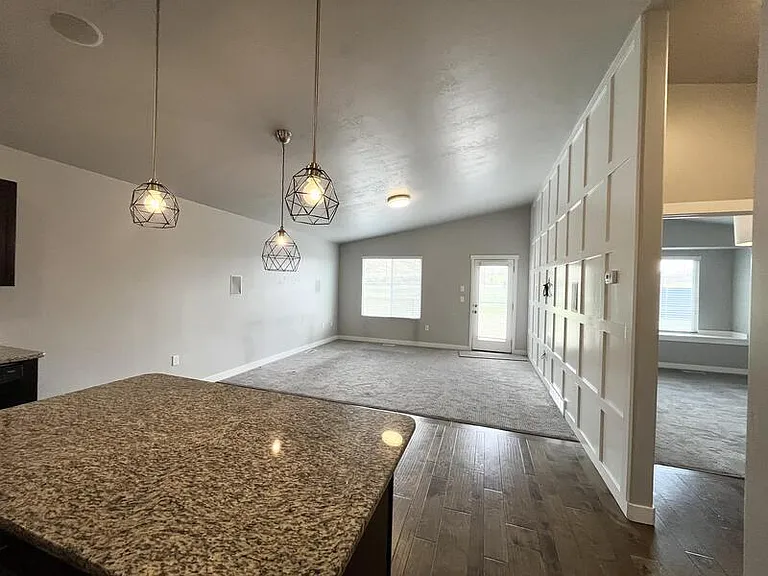 621 W Koins Way — Photo 7