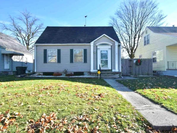 2204 S Pershing Dr, Muncie, IN 47302
