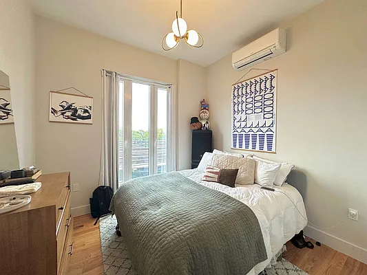 Rented by Doorway NYC, LLC | media 13