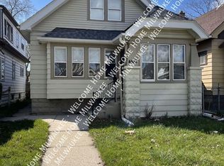 4649 N 28th St, Milwaukee, WI 53209