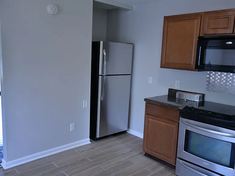 1715 Rainbow Dr — Photo 24