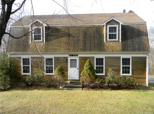 323 Luther Dr, Southbury, CT 06488
