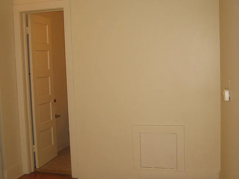 590 Holly Ave — Photo 10