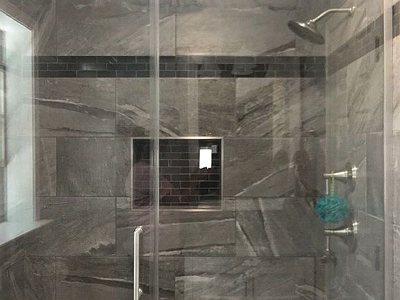 3rd image of 19219 South Ct