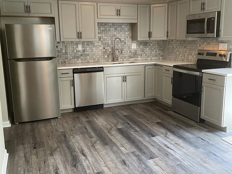 165 Dellwood Dr — Photo 5