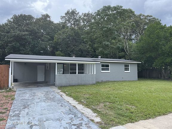 2nd image of 3008 Dalehurst Dr W