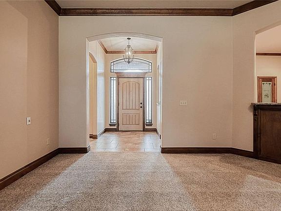 5th image of 2905 Alethea Dr