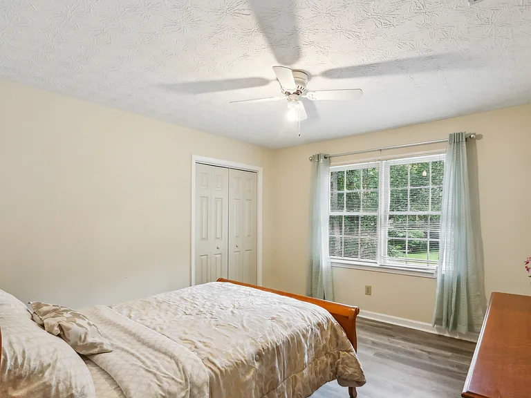 2301 Birdie Ln — Photo 20