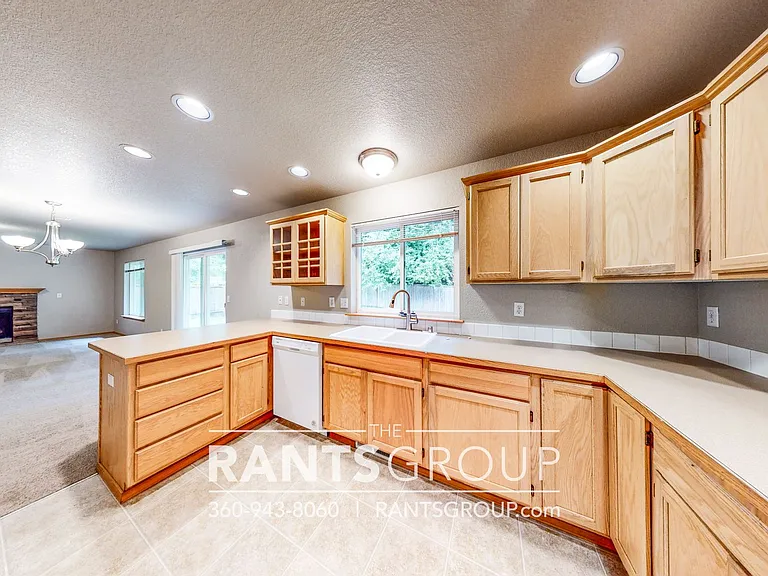 4612 Kapalea Way SE — Photo 4