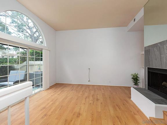 4th image of 4090 Porte De Palmas Unit 4