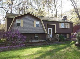 41 Neck Hill Rd, Mendon, MA 01756