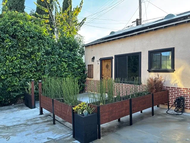 1037 S Redondo Blvd #3/4 — Photo 8