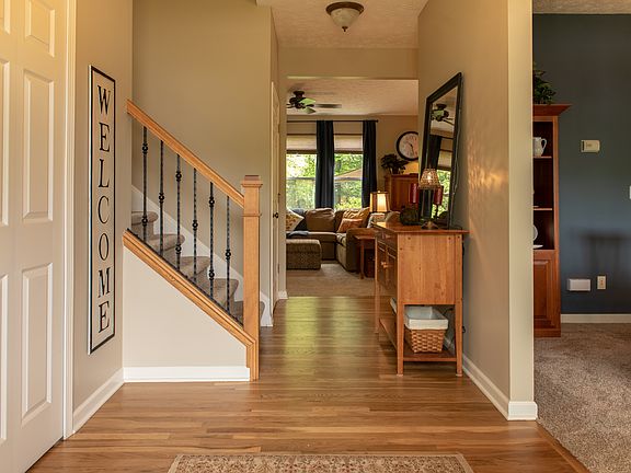 2nd image of 32869 Sorrento Ln