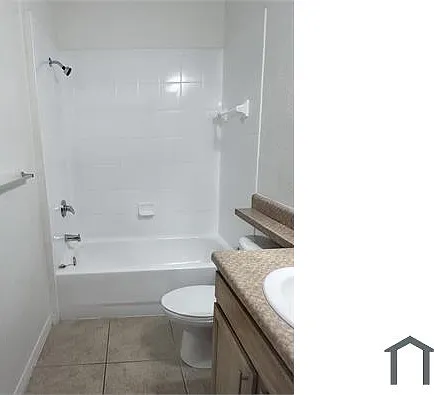 10101 Courtney Palms Blvd #101 — Photo 13