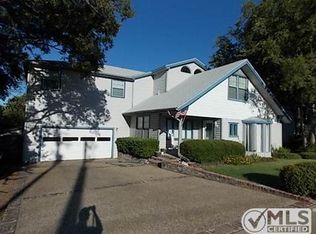 217 S 2nd St, Midlothian, TX 76065