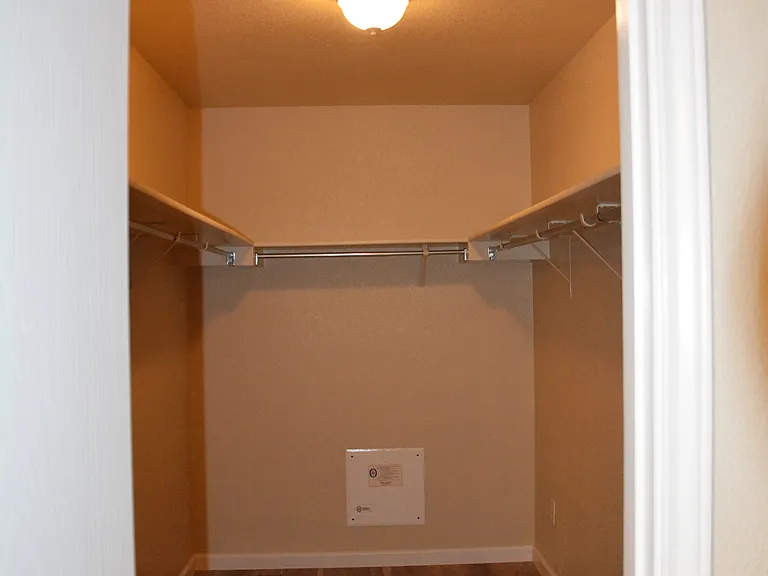 4616 Woodstock Dr — Photo 19