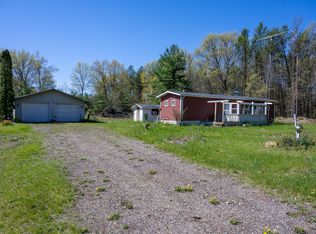 W5571 Oakdale Dr, New Lisbon, WI 53950
