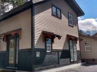 128 Railroad St, Milton, VT 05468