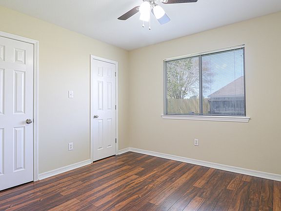 5th image of 11349 Fairfield Ln