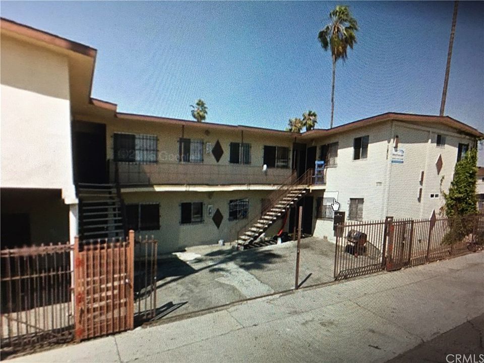 1st image of 1805 W 82nd St