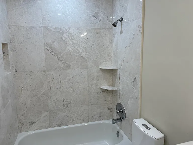 29 Bethesda Park Cir #G29 — Photo 9