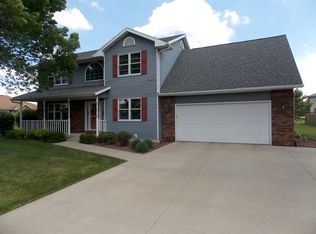 869 N Thompson Rd, Sun Prairie, WI 53590