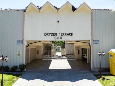 330 E Dryden St, Glendale, CA, 91207