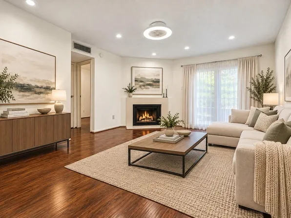 2120 El Paseo St APT 2003, Houston, TX 77054