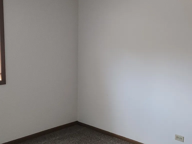1254-1256 Robinwood Dr — Photo 14