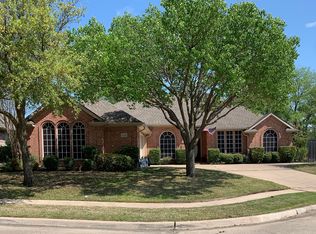 6764 Brittany Park Ct, North Richland Hills, TX 76182